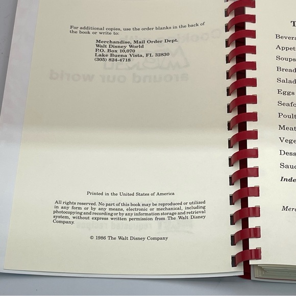 Vintage 1986 Disney Cooking With Mickey Spiral Cookbook Walt Disney World - Picture 7 of 8